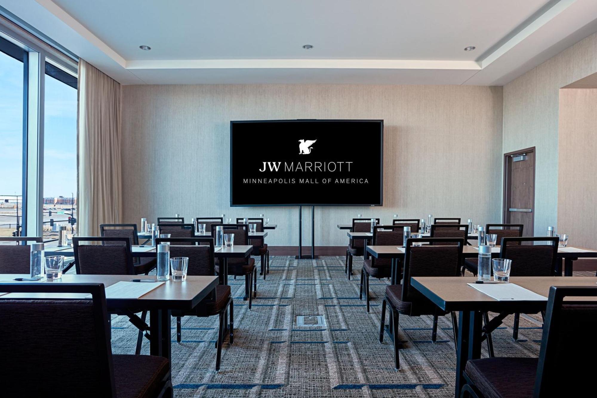 Jw Marriott Minneapolis Mall Of America Блумингтон Экстерьер фото